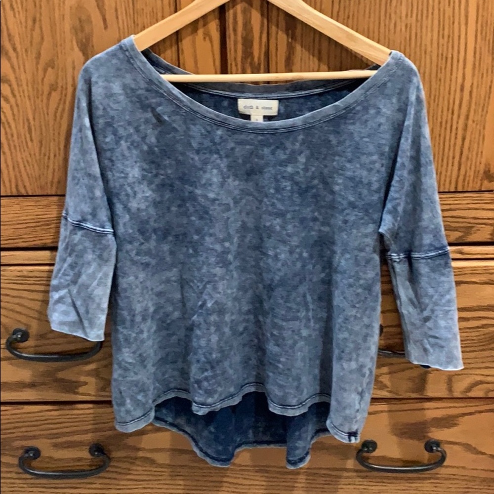 Heather navy soft t-shirt.
